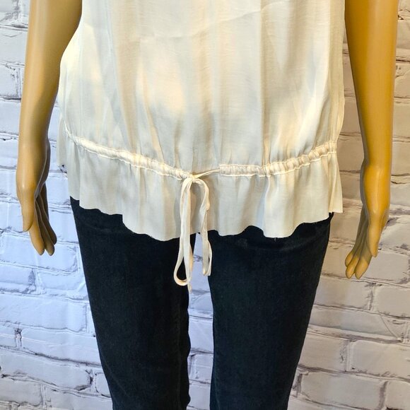 BANANA REPUBLIC, Sleeveless ivory v-neck blouse with front tie - Picture 7 of 13